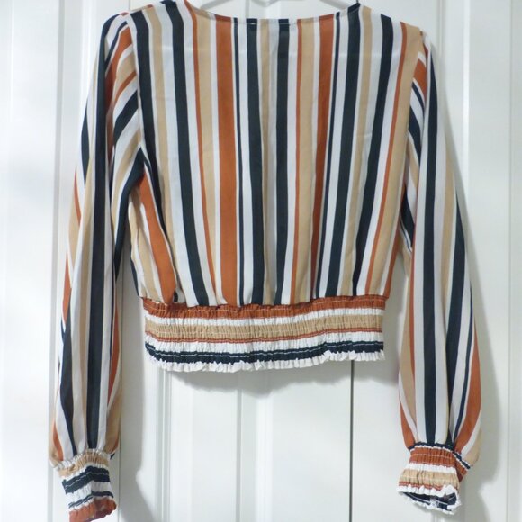 FOREVER 21 striped v-neck chiffon cropped long sleeve blouse - Picture 8 of 10